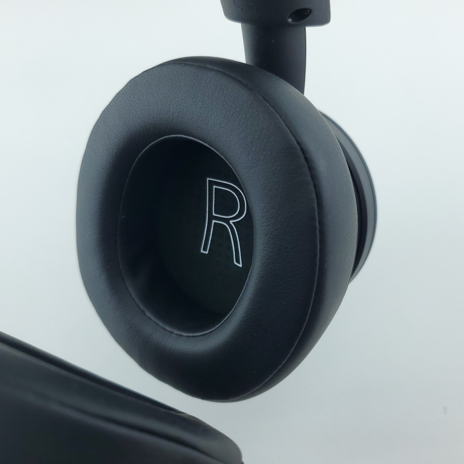 Xbox Wireless Gaming Headset for Series X|S One and Windows TLL-00020