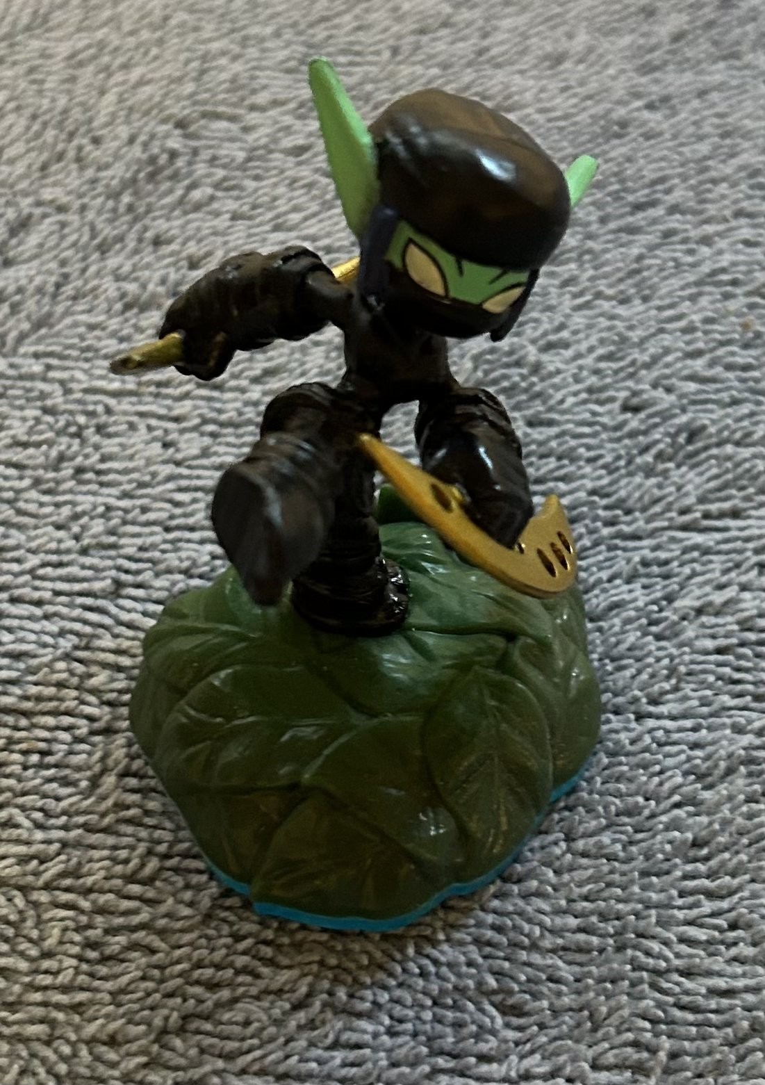 14 Skylanders figures (5 Giants, 9 SWAP Force) – Dune Bug, Bumble Blast – tested