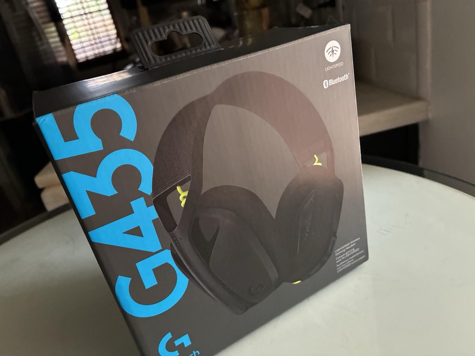 Logitech G435 LIGHTSPEED Wireless Gaming Headset Bluetooth 2.4GHz Black
