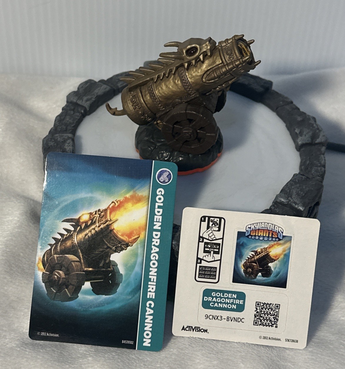 Skylanders GIANTS Magic Item: GOLDEN DRAGONFIRE CANNON (orange) + Card + Sticker