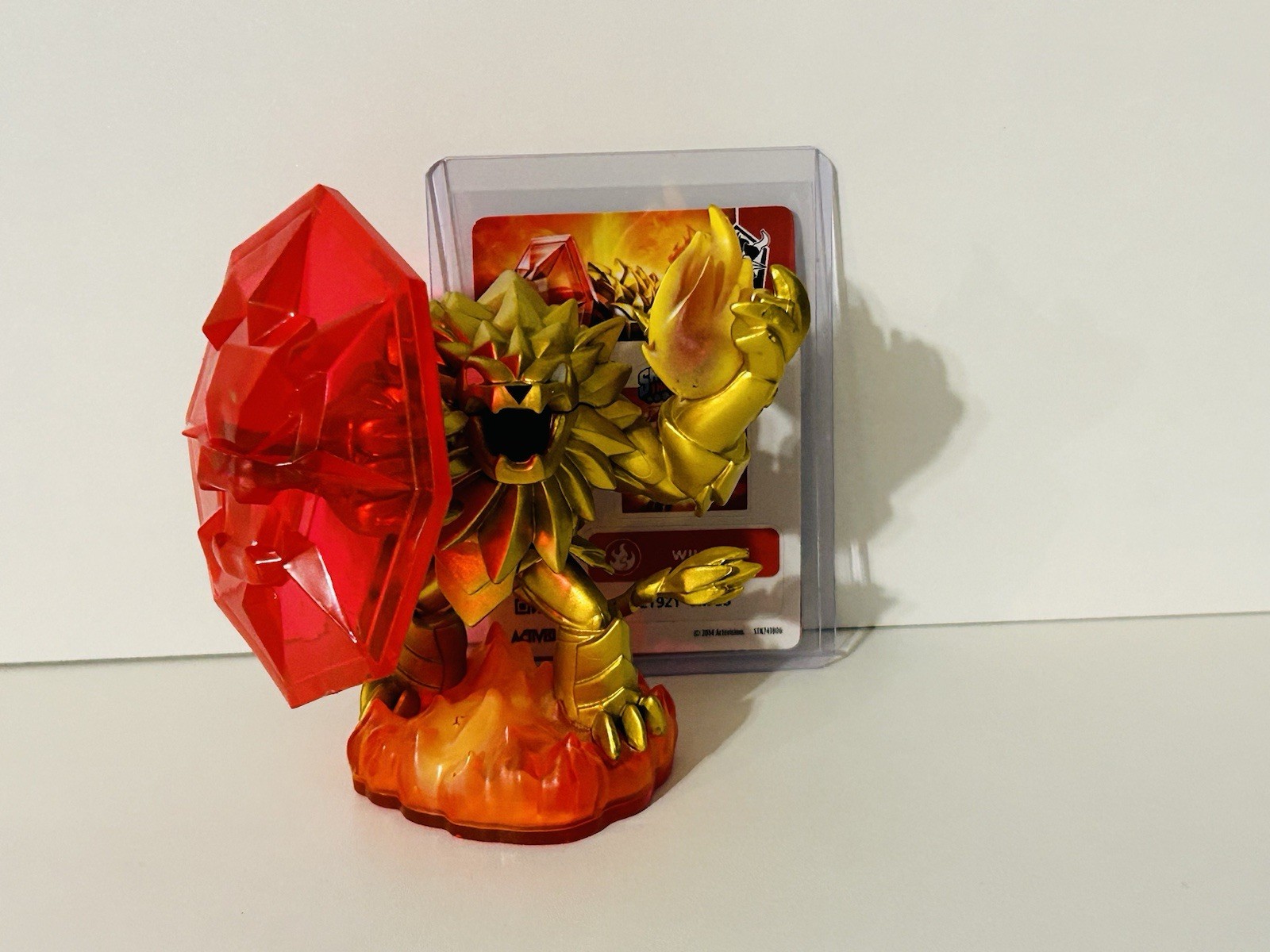 Skylanders Trap Team Wild Fire Trap Master Figure Fire Element