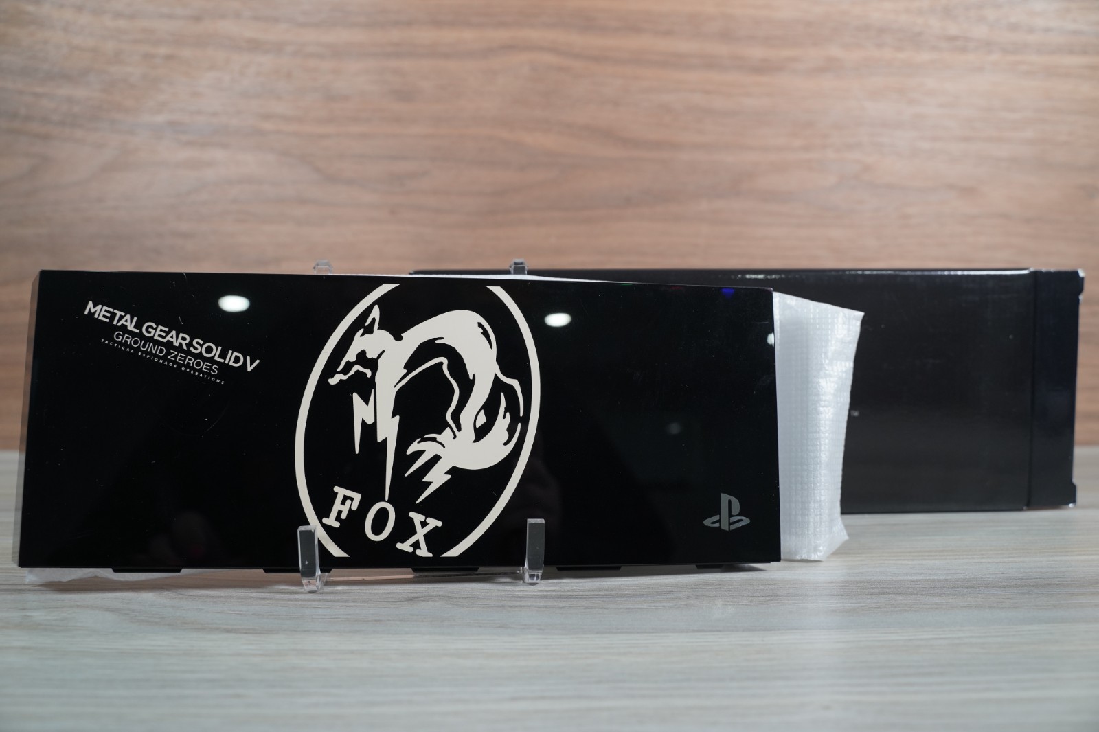 METAL GEAR SOLID V FOX EMBLEM PS4 HDD BAY COVER black konami 2014 hard drive