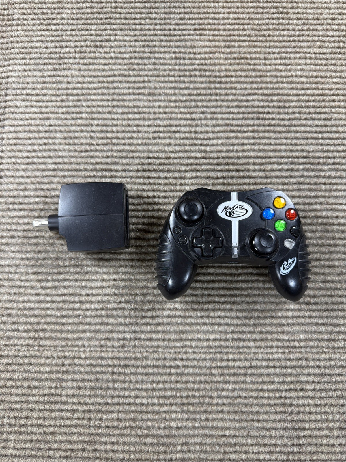 Mad Catz Xbox Wireless MicroCon Controller Receiver 4586 2.4ghz Untested