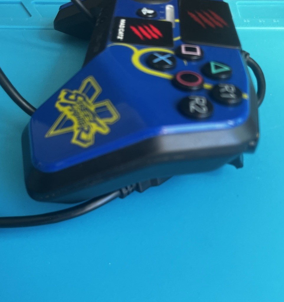 Mad Catz Street Fighter V Fight Pad Pro Chun-Li Blue