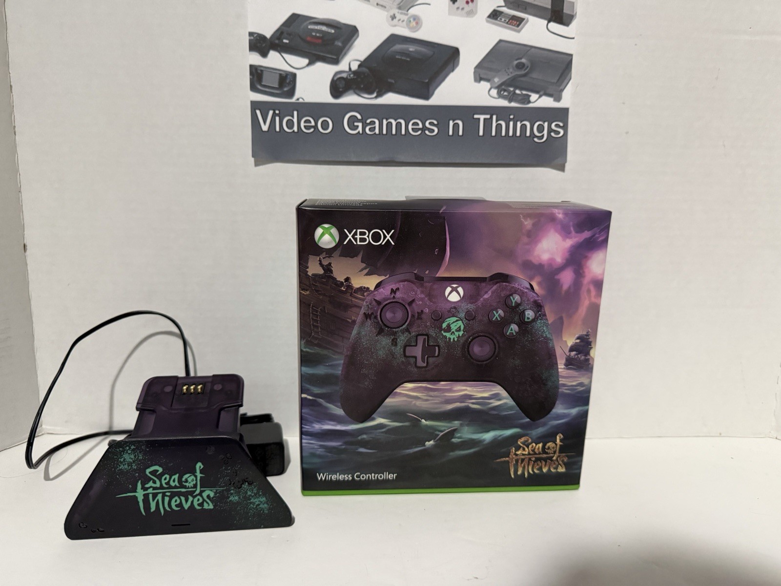 Sea Of Thieves Controller W/ Charging Stand