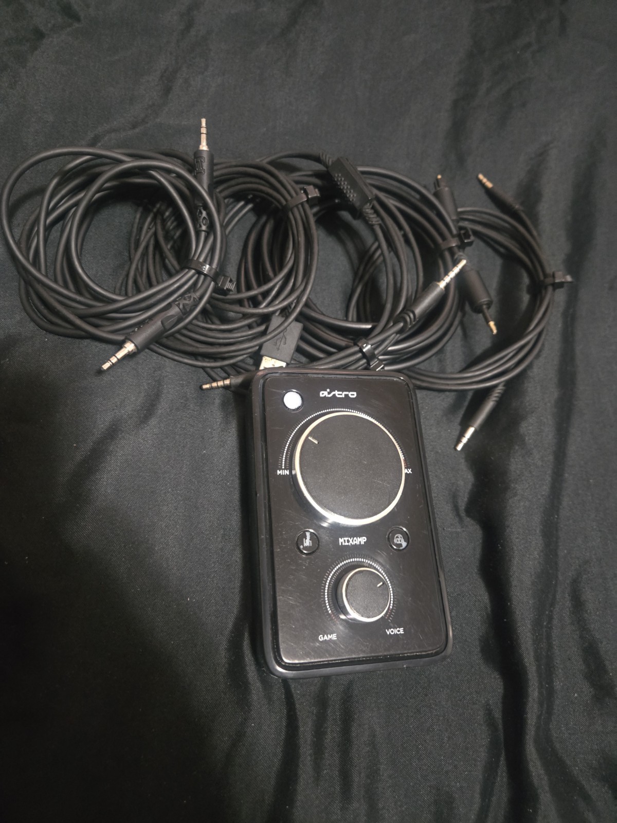 ASTRO A40 Gaming MixAmp With All Cables