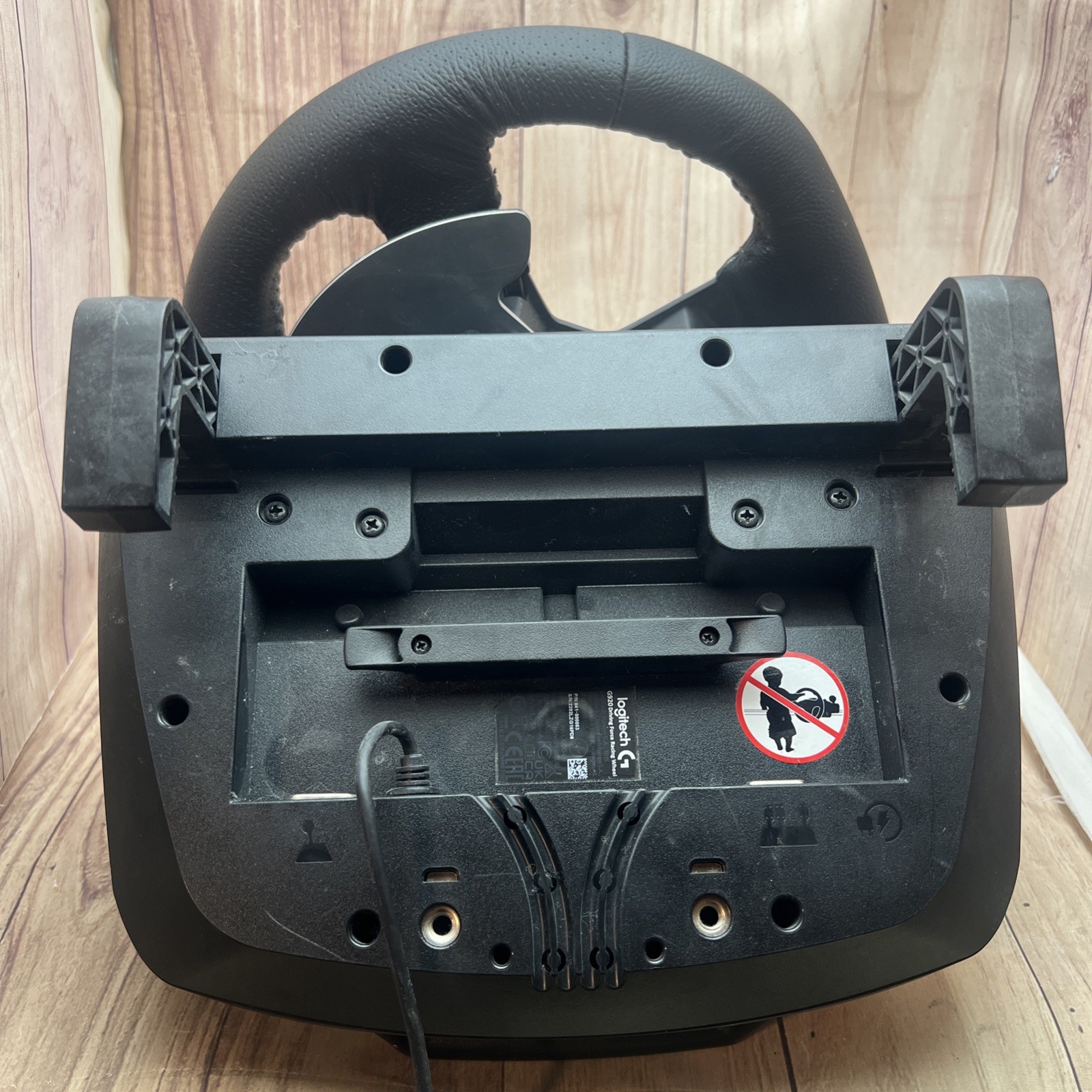 Logitech G920 Driving Force Racing Wheel Only for Xbox