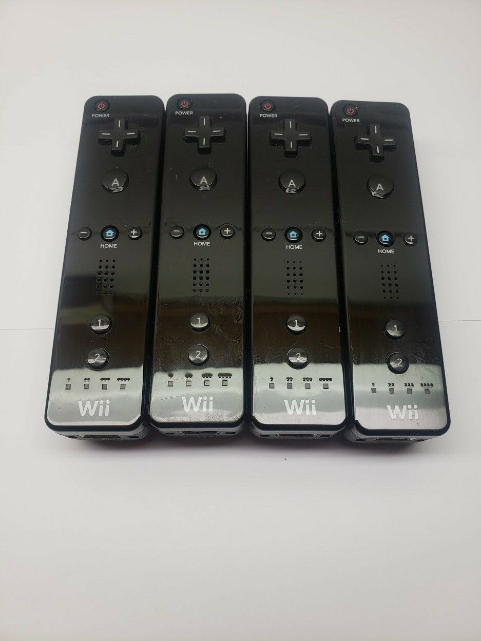 Excellent – Lot of 4 3 2 1 OEM Nintendo Wii Remote WiiMote Black Official Wii U