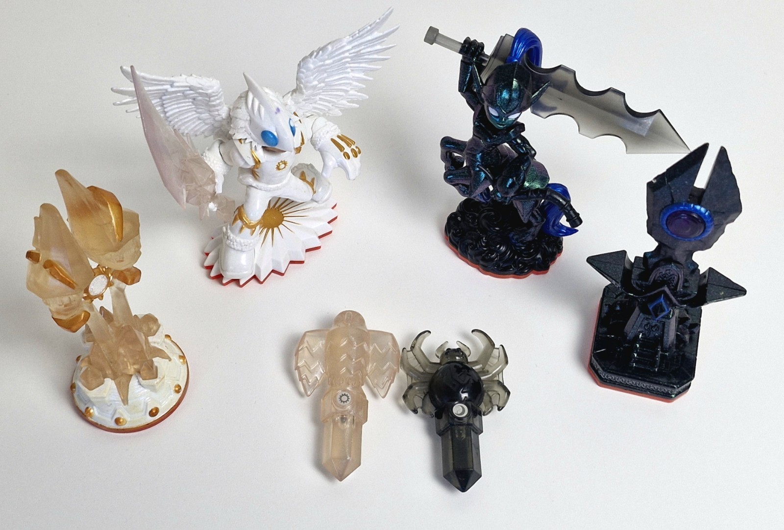 Skylanders Trap Team Dark & Light Expansion Sets Knight Light Mare