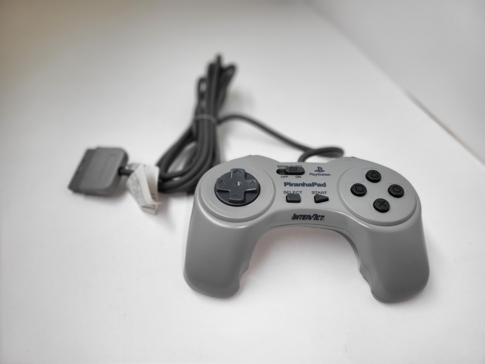 interact Piranha pad Controller for Sony Playstation 1 PSONE #N57