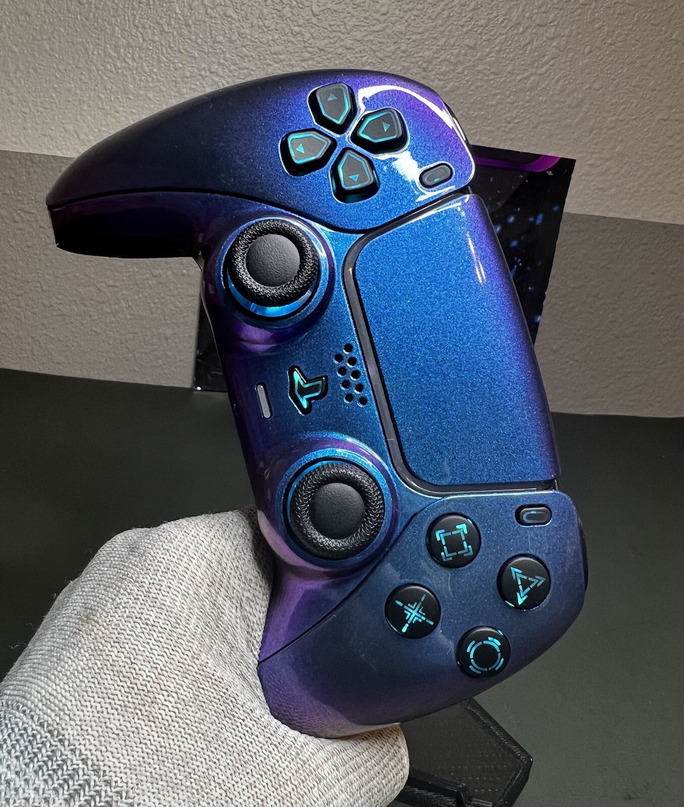 Two-Tone Chameleon Blue – RGB LED – Custom Wireless Controller for PS5 Or PC