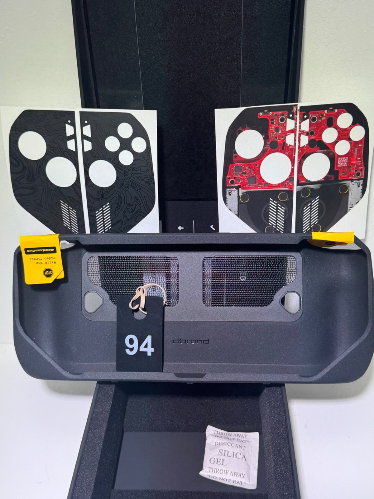 Dbrand Killswitch ESSENTIAL KIT ROG Ally X New Open Box Skin VPQJ84
