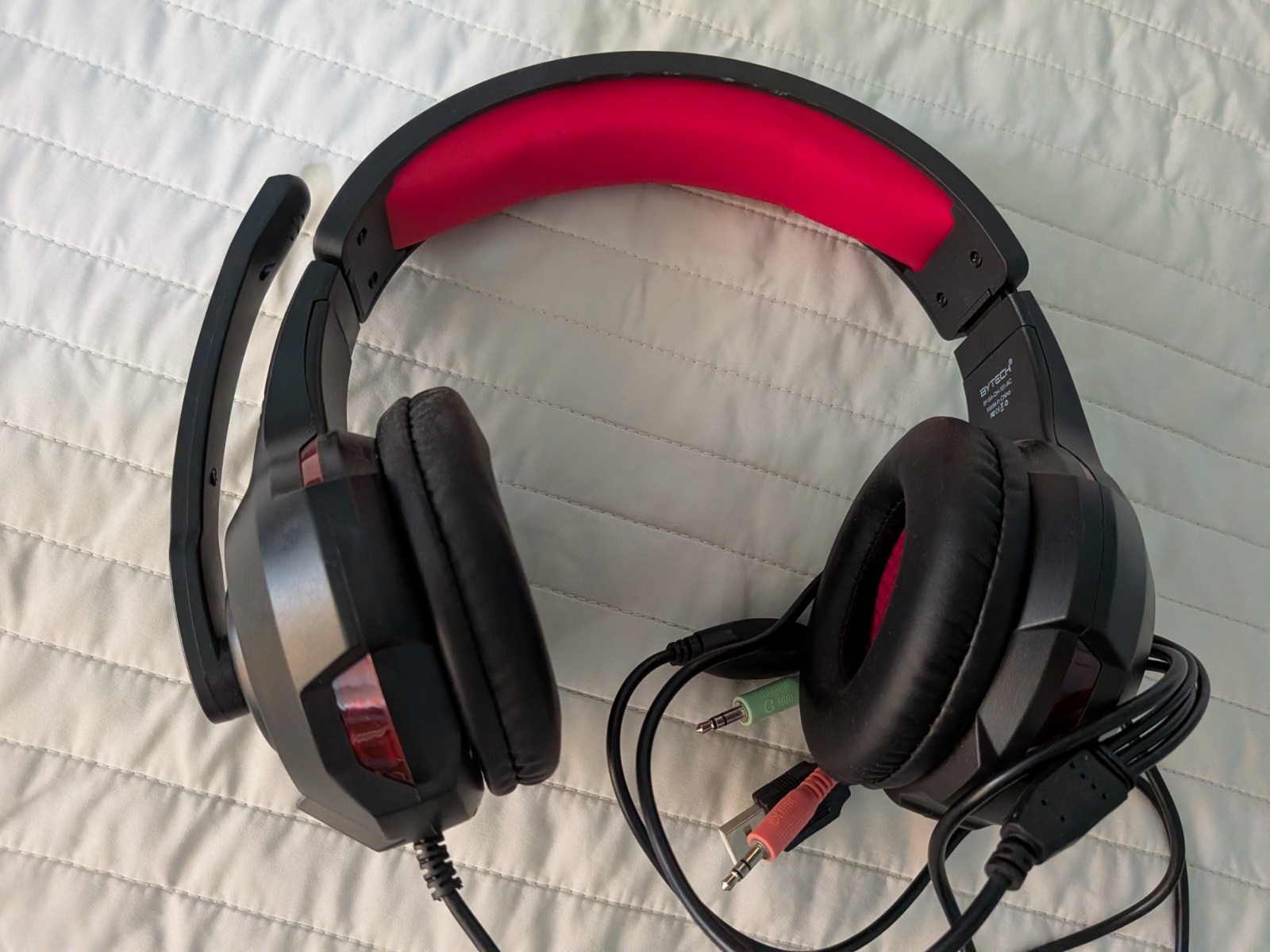 Bytech ProGamer Wired Gaming Headset Immersive Noise Cancellation Black And Red