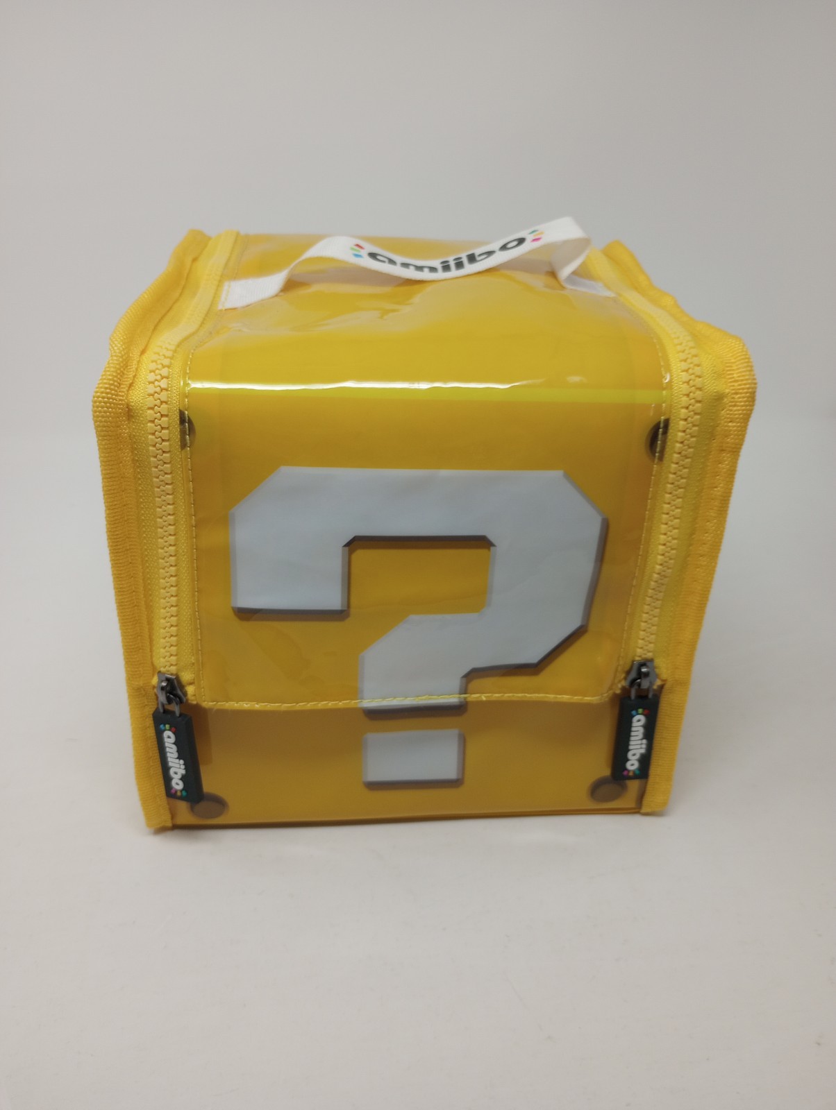 Nintendo 2014 Super Mario Amiibo Question Block Box Carrying Case