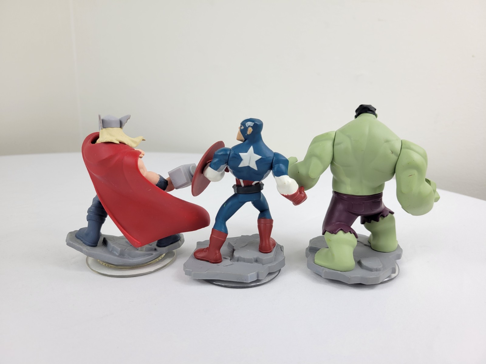 Disney Infinity 2.0 Edition Venom Thor Iron Man Hulk Captain America Lot of 7