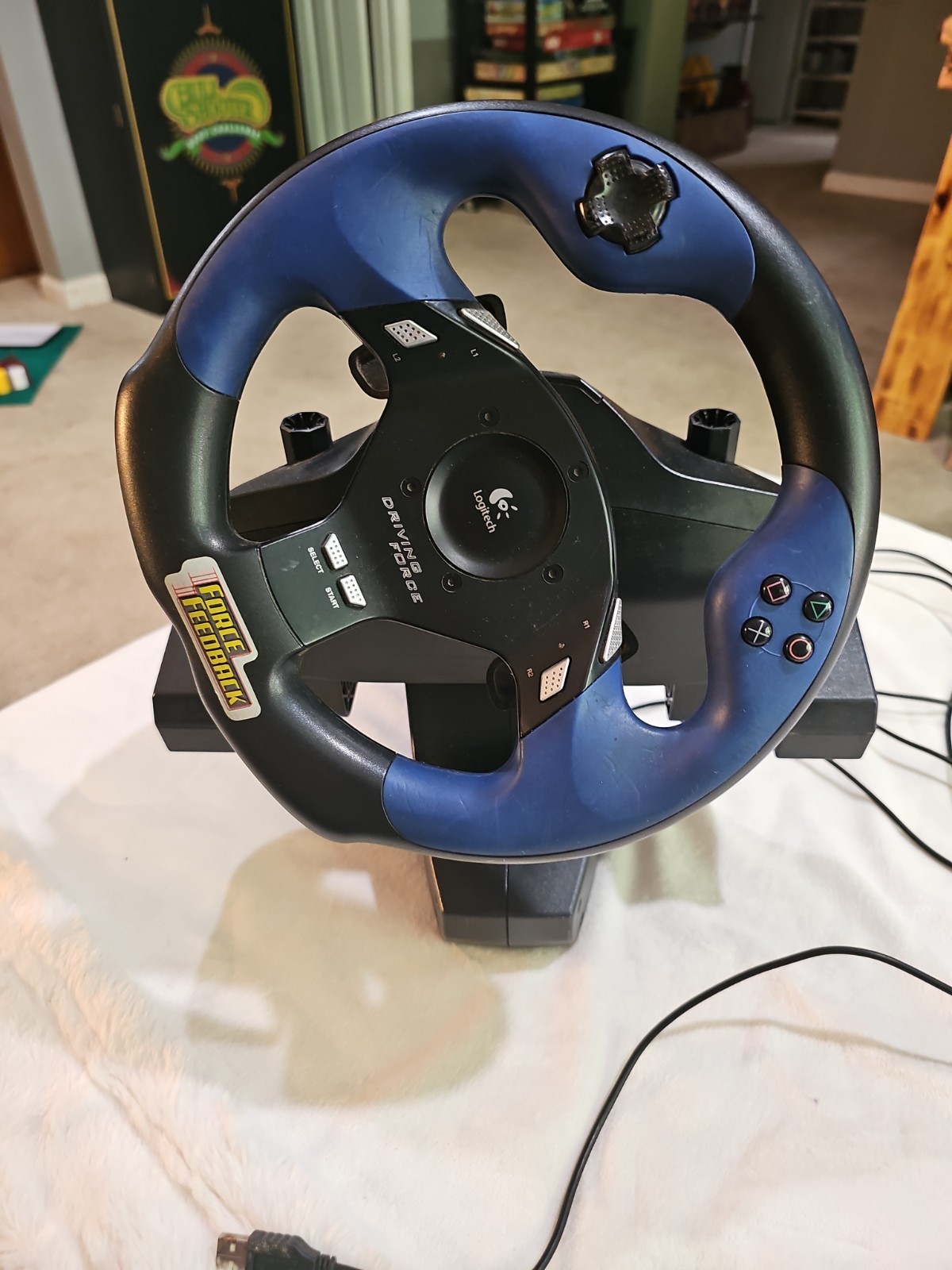 Logitech Driving Force Feedback Racing Steering Wheel and foot pedal UNTESTED