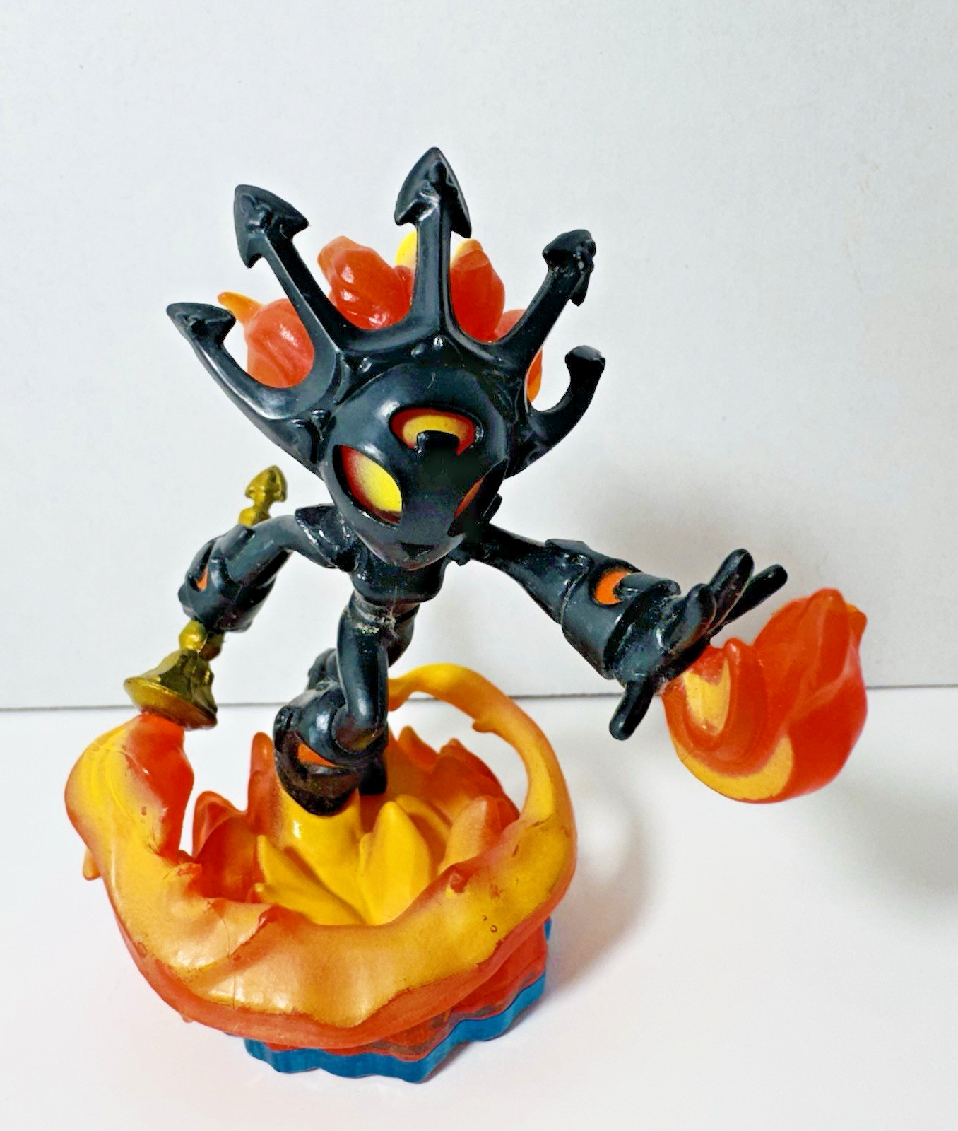 Skylanders Swap Force Smolderdash Character Figure
