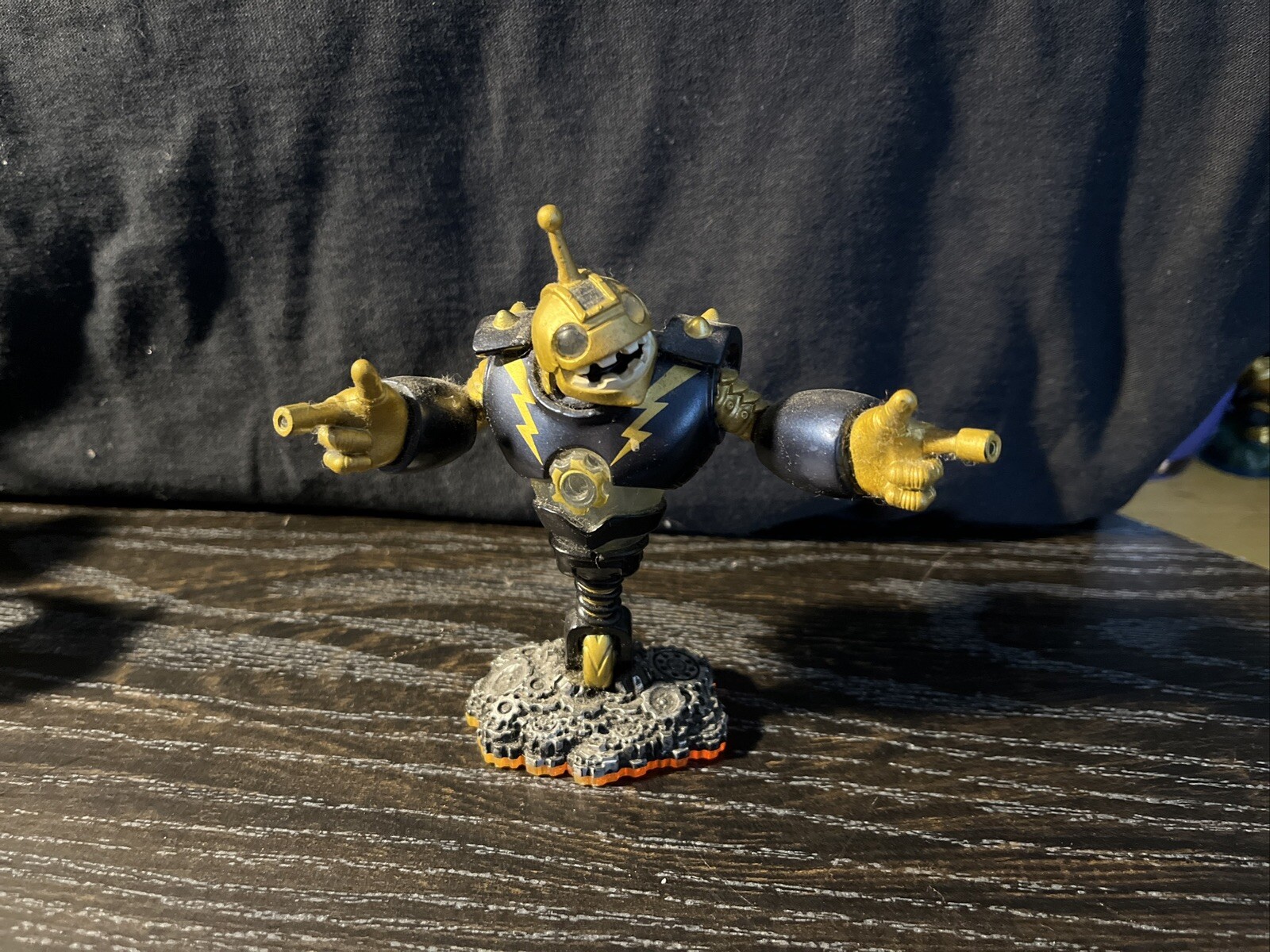 Skylanders Giants Legendary Bouncer Character Variant Robot hTF