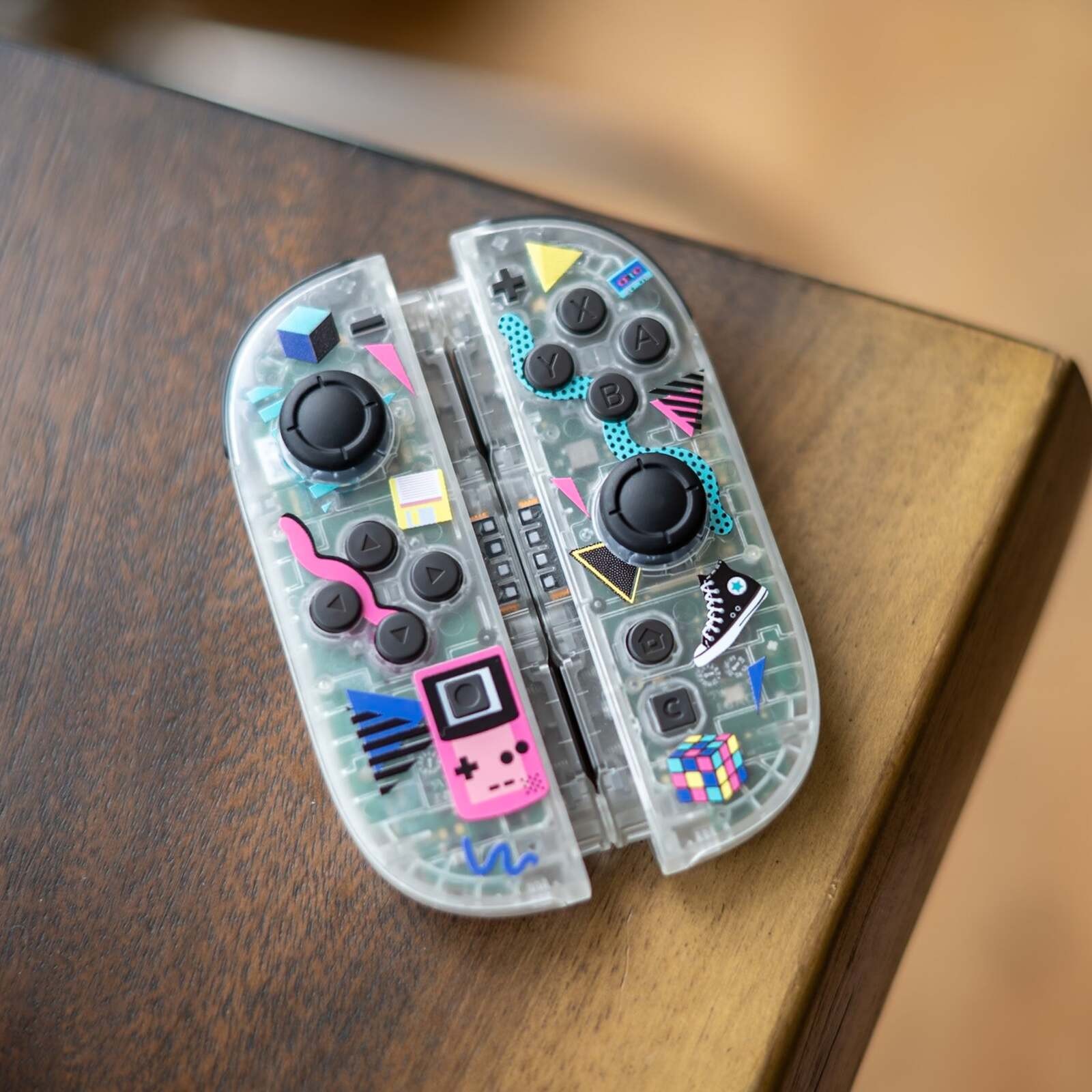 Custom “90s Retro” Nintendo Switch 2 Joy-Cons – Clear Glow-in-the-Dark