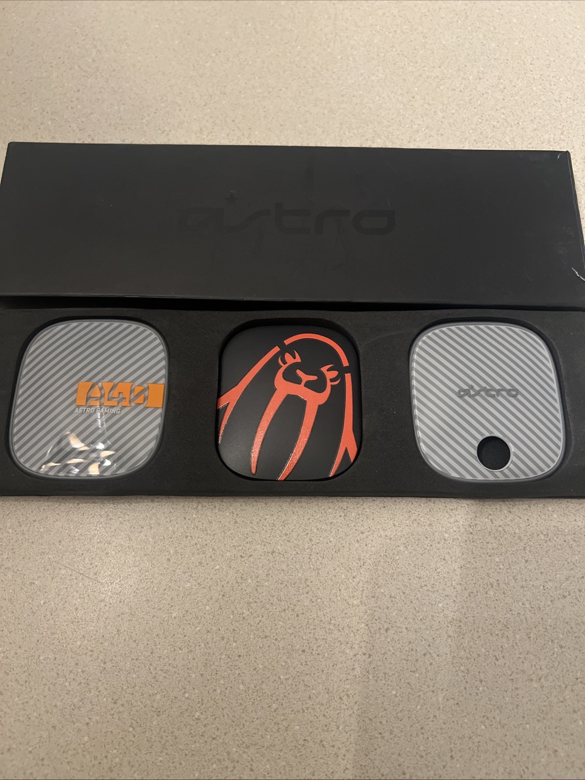 2009 Astro Upper Playground A40 Walrus Speaker Tag Set Original Box (RARE)