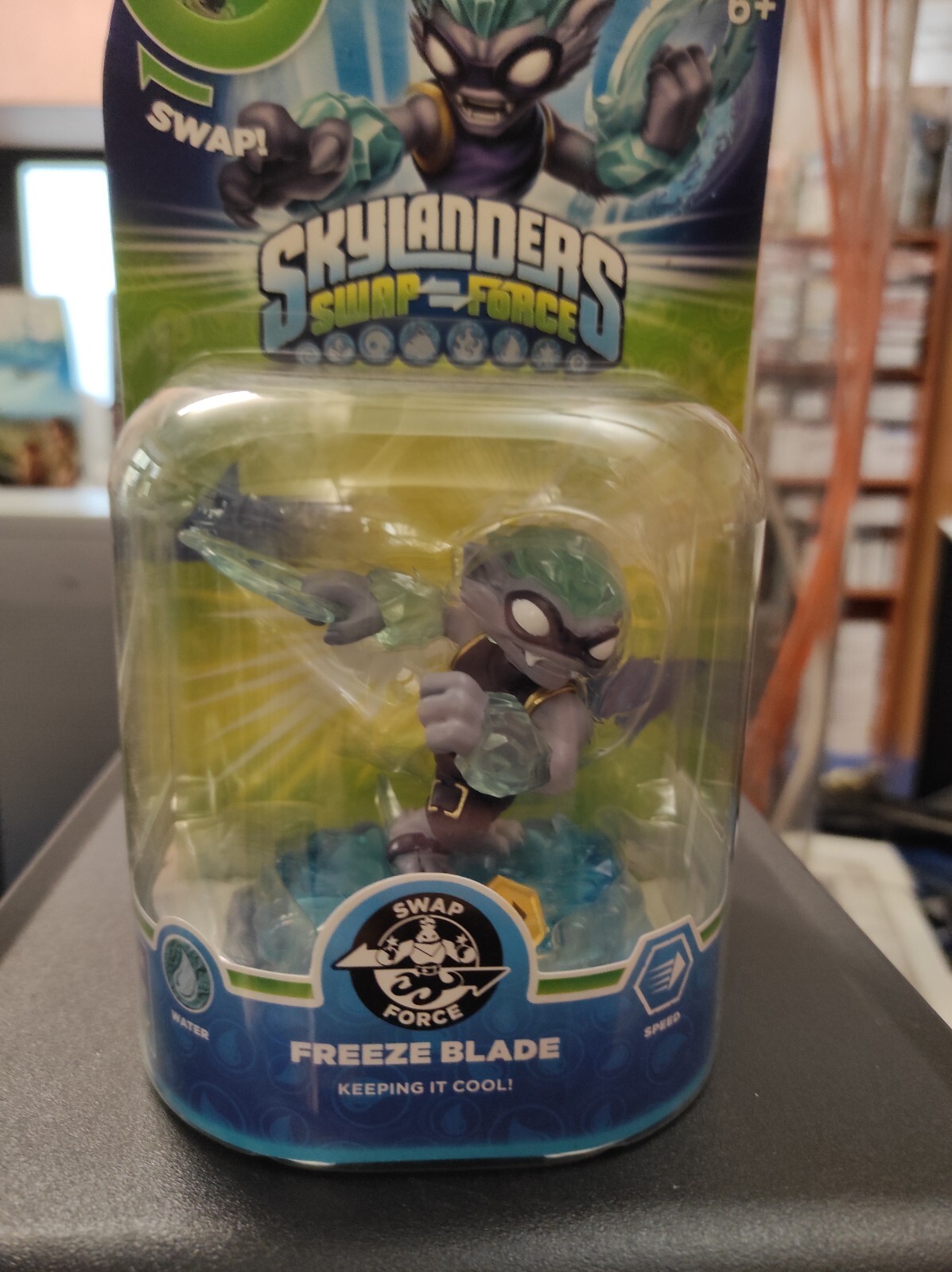 SKYLANDERS SWAP FORCE: NITRO FREEZE BLADE NEW BOXED