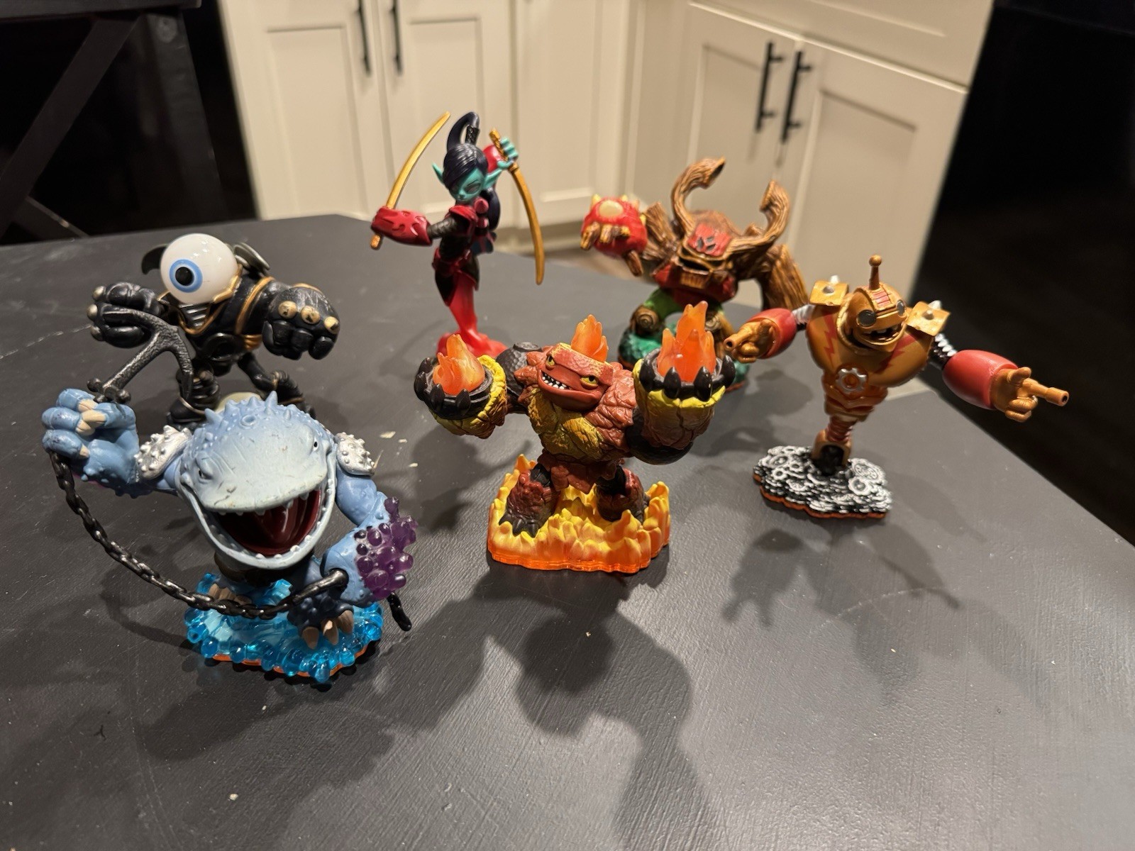Skylanders Giants Lot 6 – Hot Head Eye-Brawl Tree Rex Ninjini Thumpback Bouncer