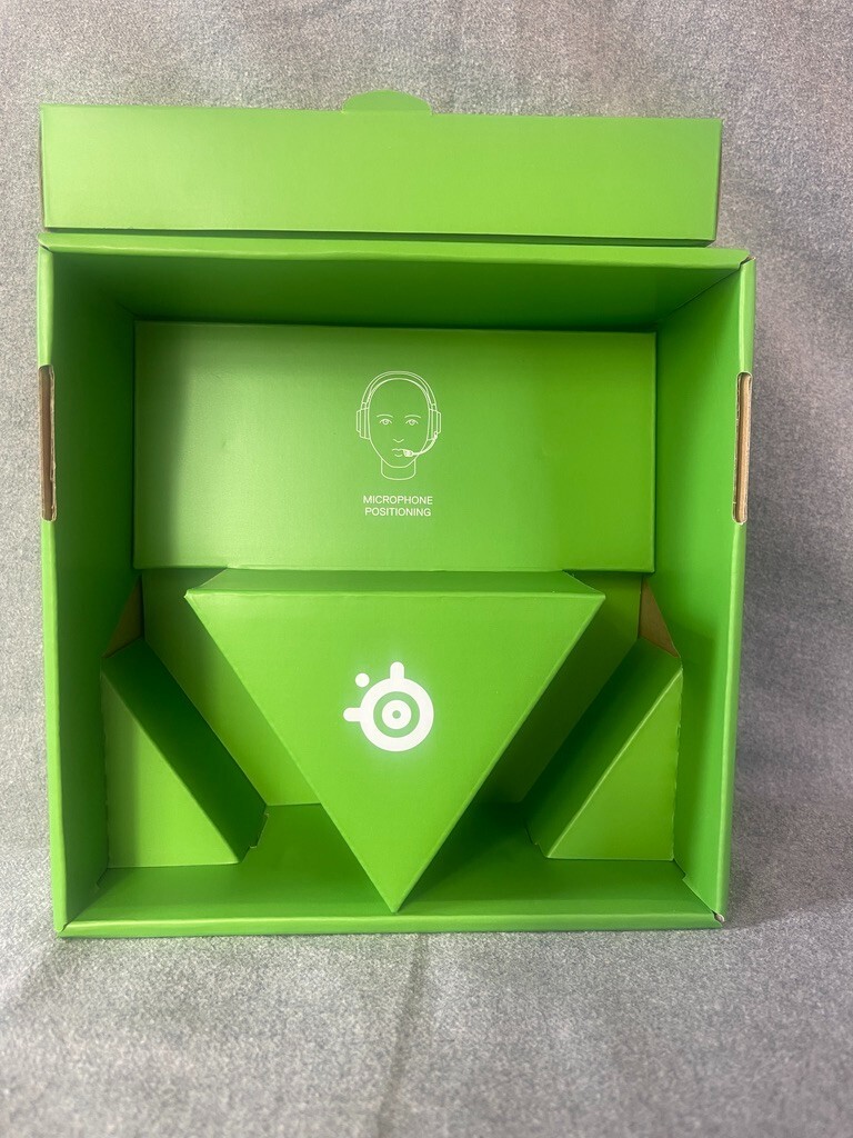 Steelseries Arctis Nova 5x Wireless Gaming Headset Xbox BOX – EMPTY BOX ONLY!!!!