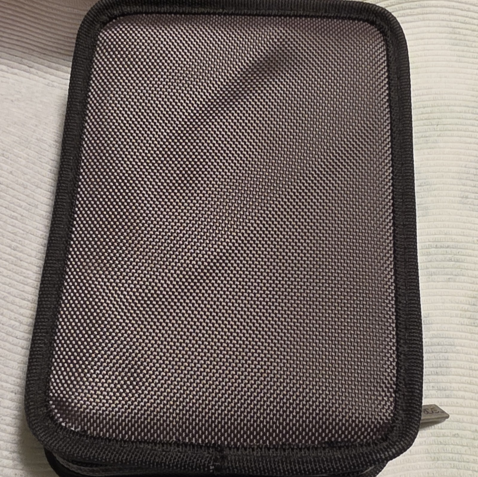 PowerA Nintendo DS Carrying Case Faux Leather Black/Red Padded w/ Card Slots