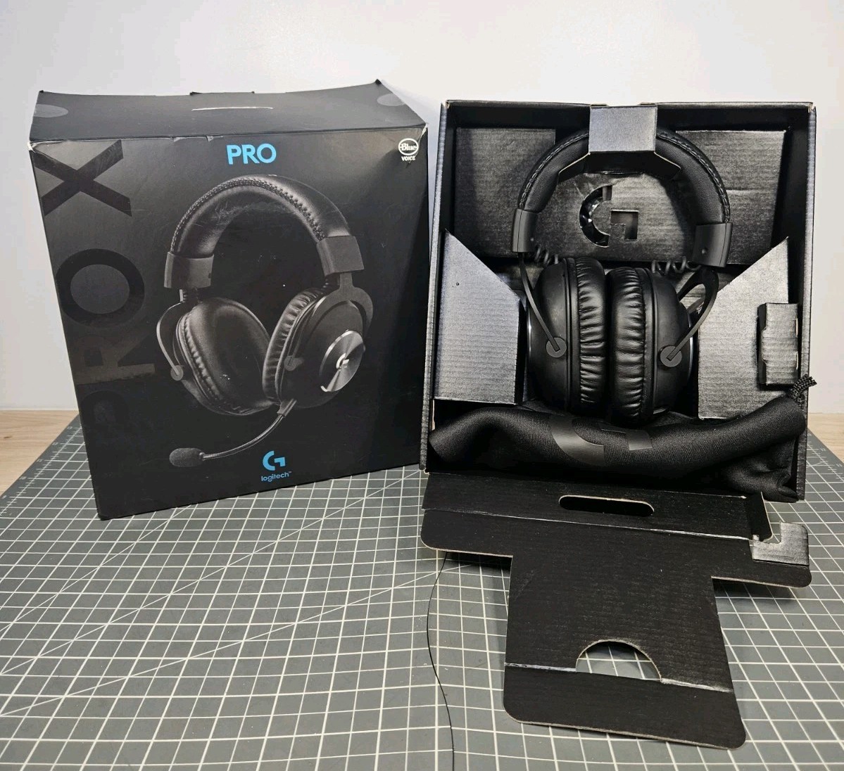 Logitech G PRO X Wired Over-the-Ear Gaming Headset – Complete, Excellent Cond!