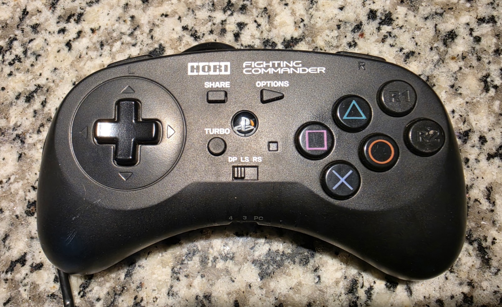 Hori Fighting Commander Controller Black – PS4 PS3 PC (PS4-044U) Tested!