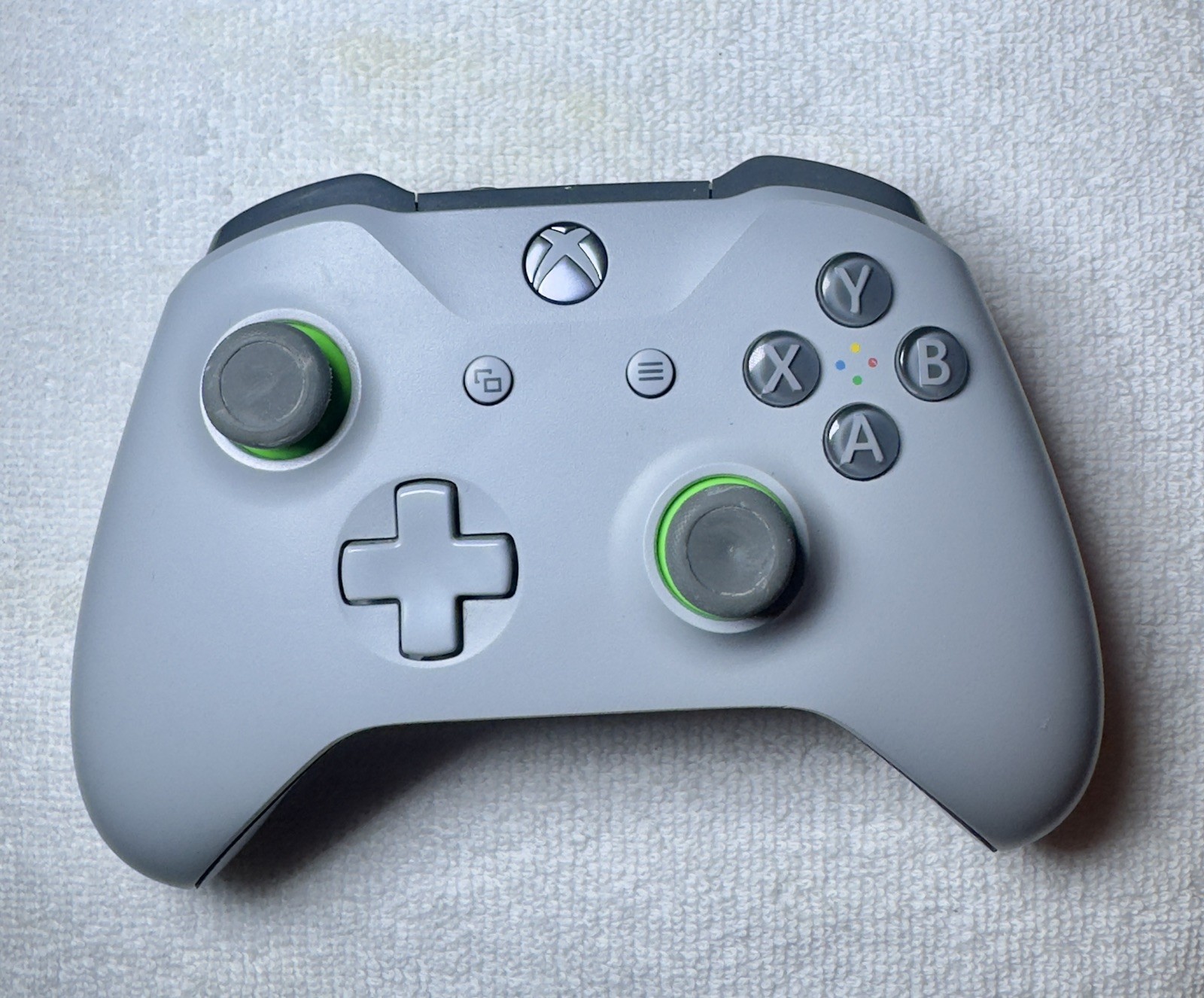 Microsoft Xbox One Wireless Controller Gray/Green/White See Pictures