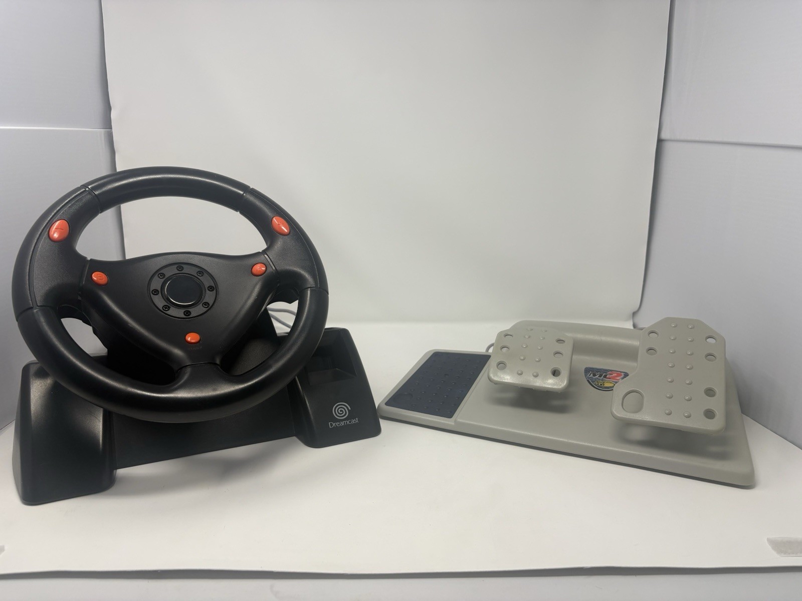 Official SEGA Dreamcast Racing Controller HKT-7400 steering wheel with pedals