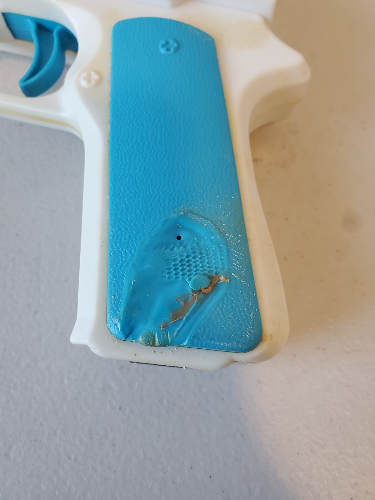 Nylon Perfect Shot Pistol Gun Controller For Nintendo Wii, w/ Orange Clip Used