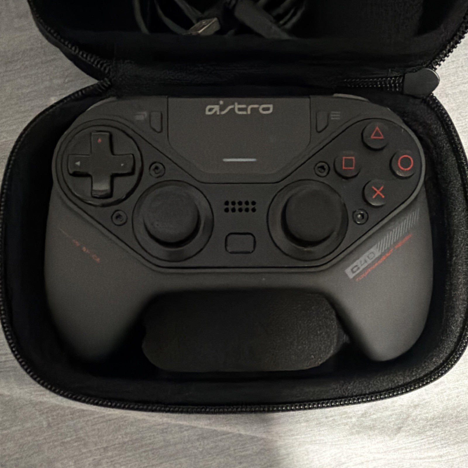 Astro C40 Gaming Controller Black Wired/Wireless for PS4 PC with Case & Cable