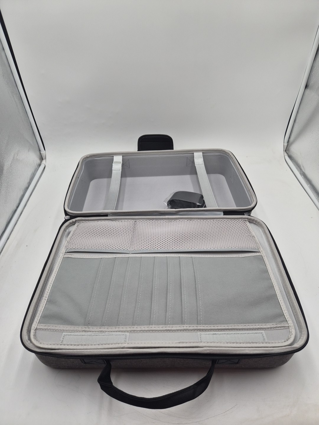 Hard Shell Carrying Case for PS5, PS5 Pro, 16″ x 11″ x 7″, Light Grey New
