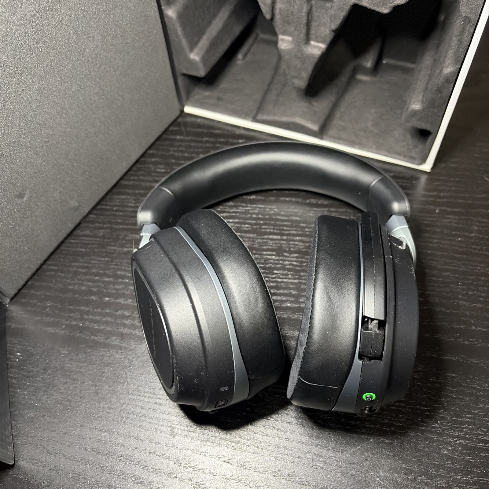 Turtle Beach Stealth 700 Gen 3 Wireless Gaming Headset READ/FOR PARTS