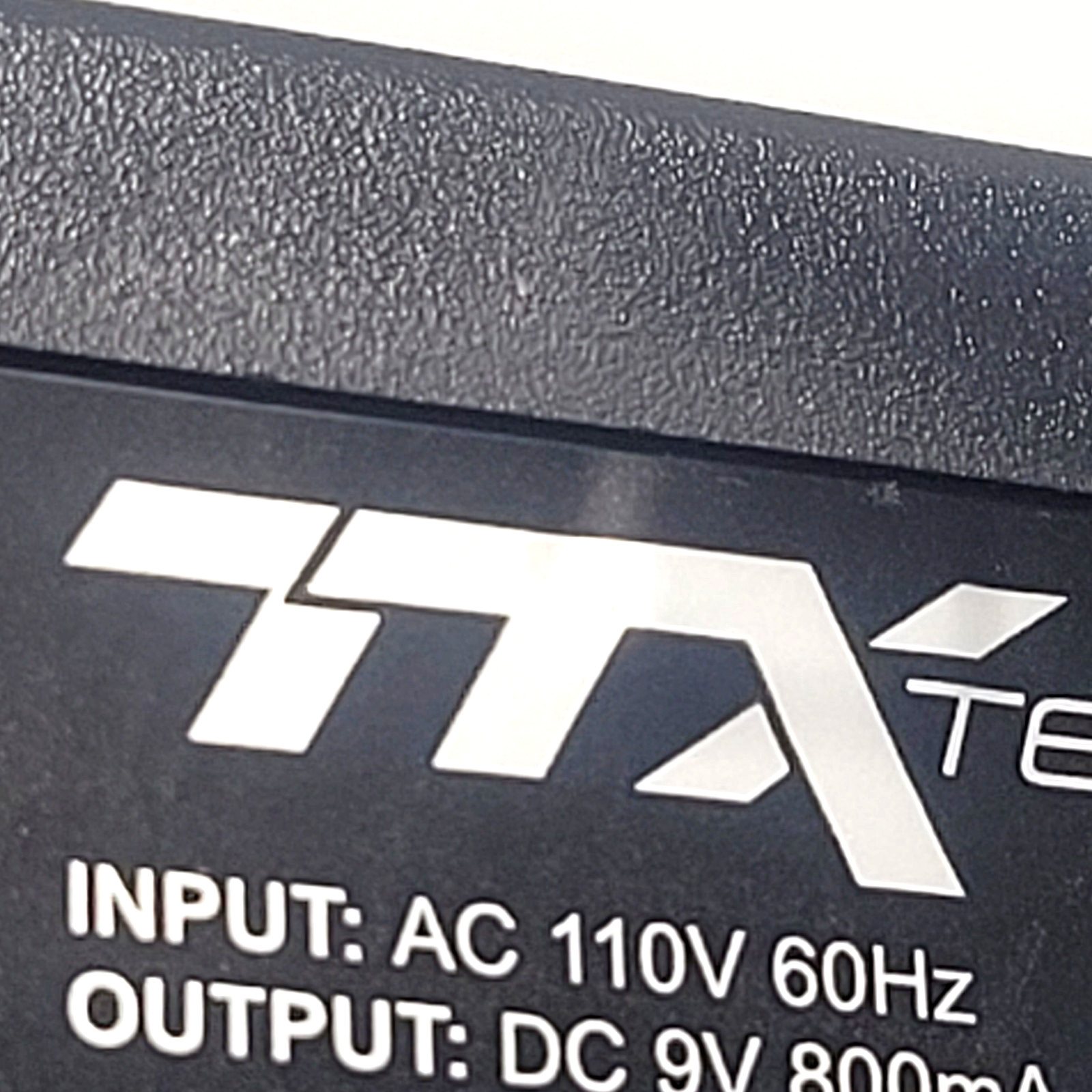 Heavy Weight 3-in-1 Power Supply Adapter for SNES / Genesis 1 / NES – NEW IN BOX