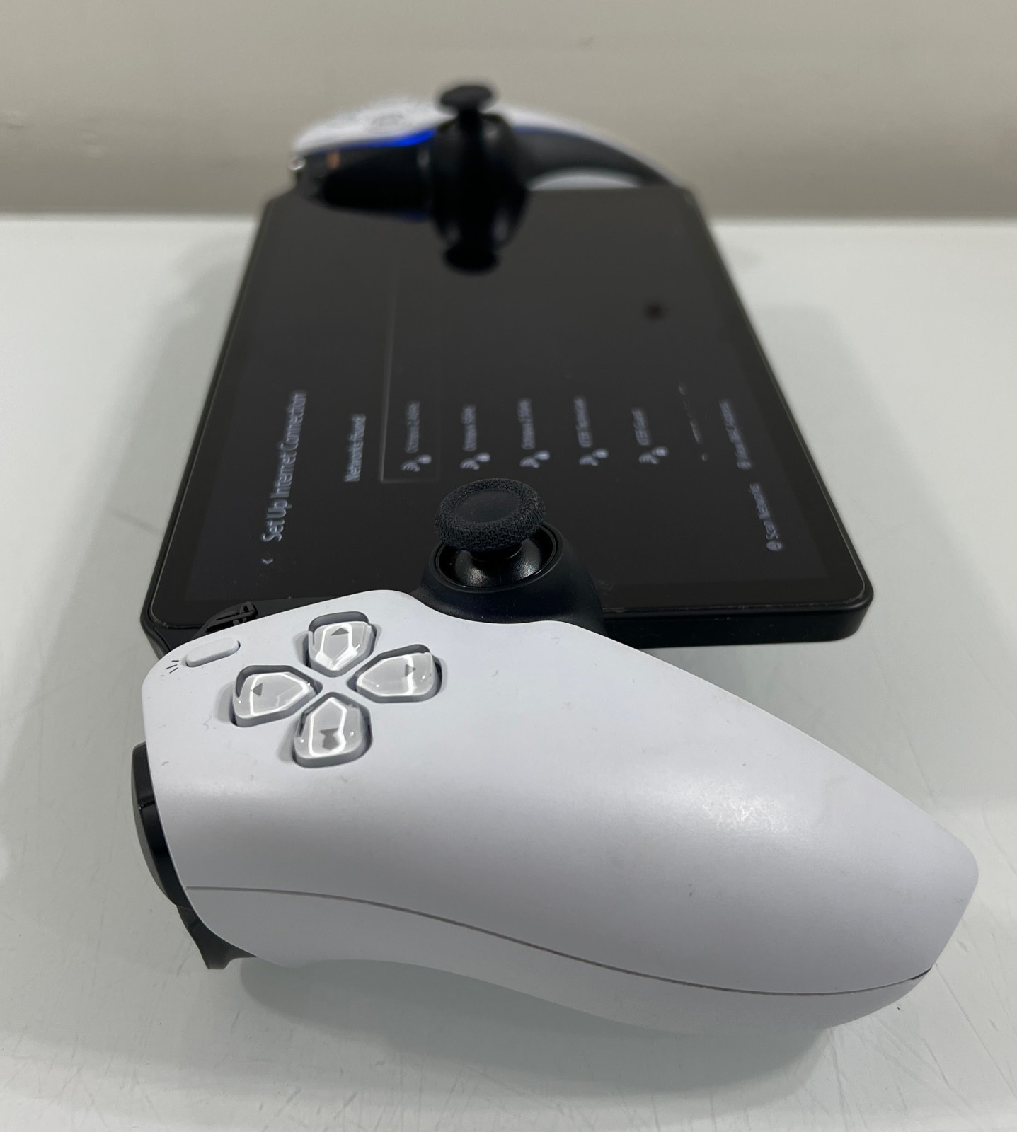 Sony PlayStation Portal Remote Player White PS5 Handheld Console CFI-Y1001