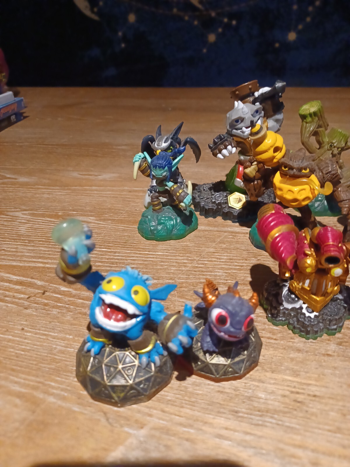 Skylanders LOT of 12 Figures – Spyro ~ Giants ~ Swap – AS SHOWN – Fast Ship