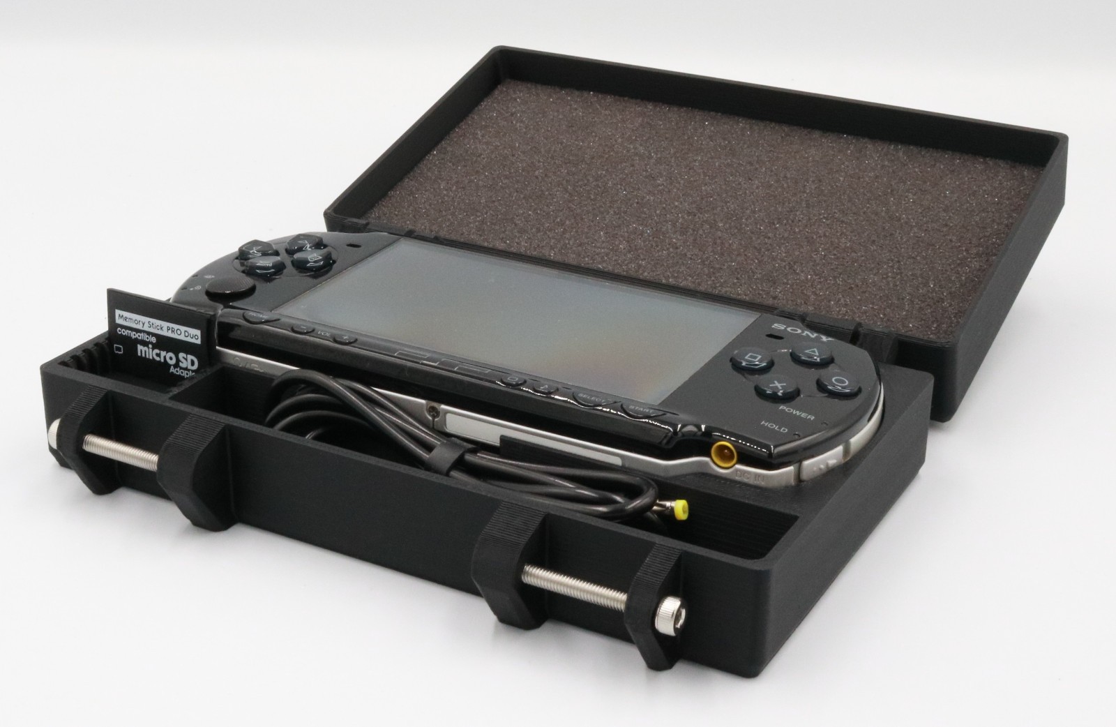 PSP 2000 & 3000 Compatible Protective Carrying Case – Holds 6 + 1 Games
