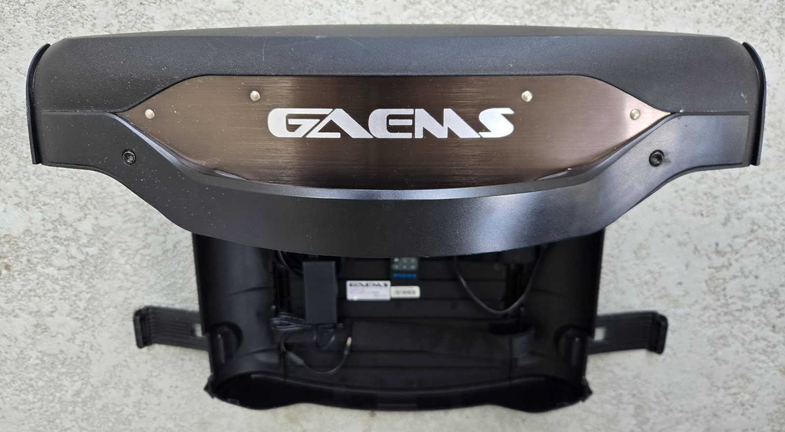 GAEMS Vanguard Black Edition 19″ Portable Gaming Monitor Case – Complete Set