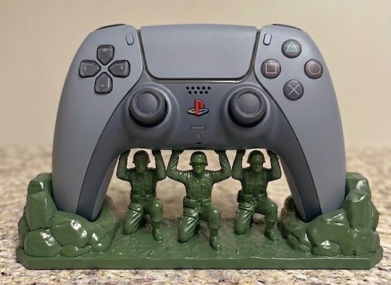 PS5 Controller Stand Toy-Soldier MODULAR HandPainted Custom Display-Art Army Men