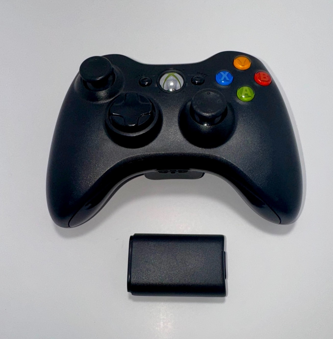 Microsoft Xbox 360 Wireless Controller – Glossy Black (2)