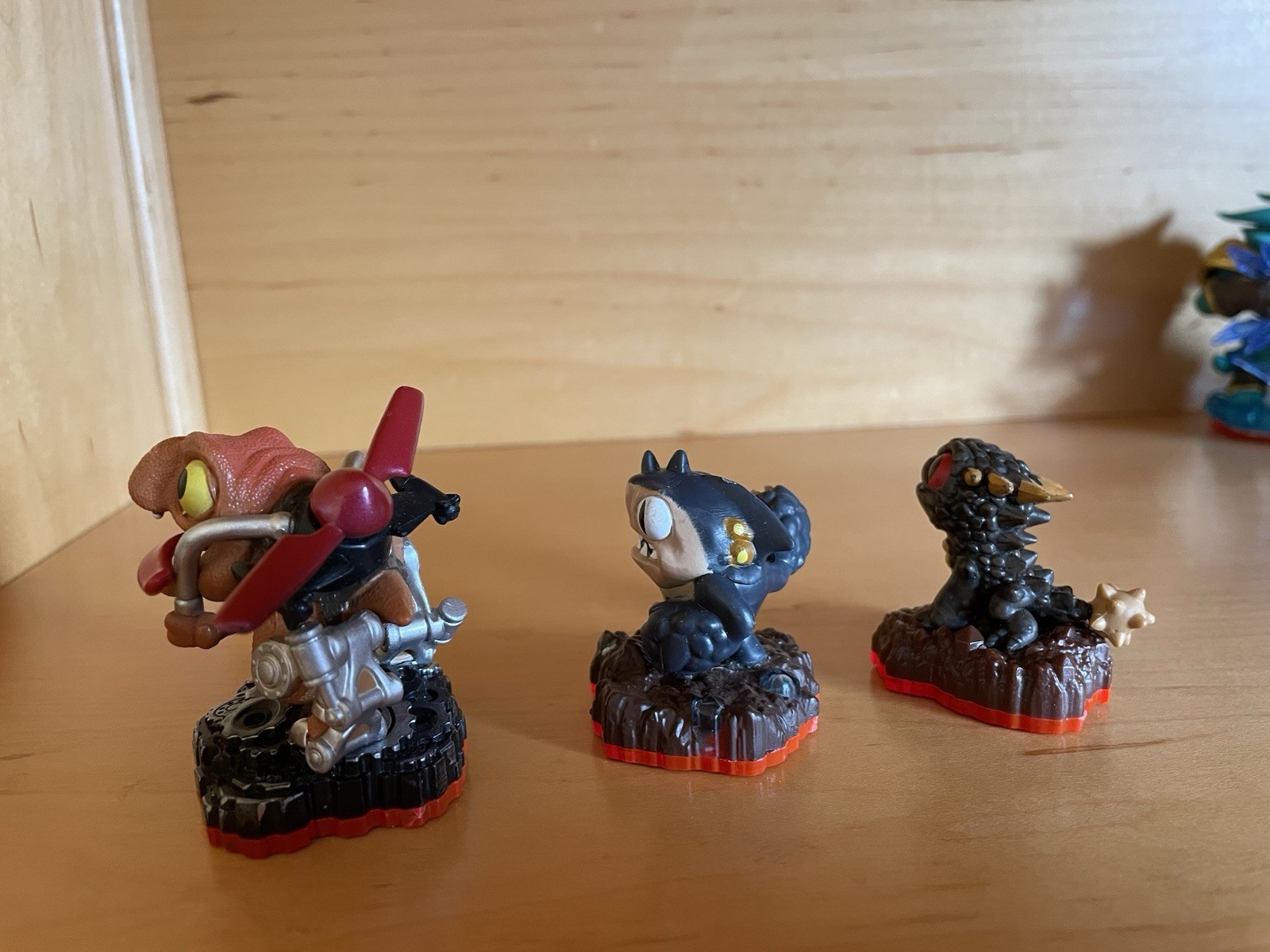 2013/2014 Activision Skylanders Trap Team Figures 10+ Piece Bundle Untested Lot