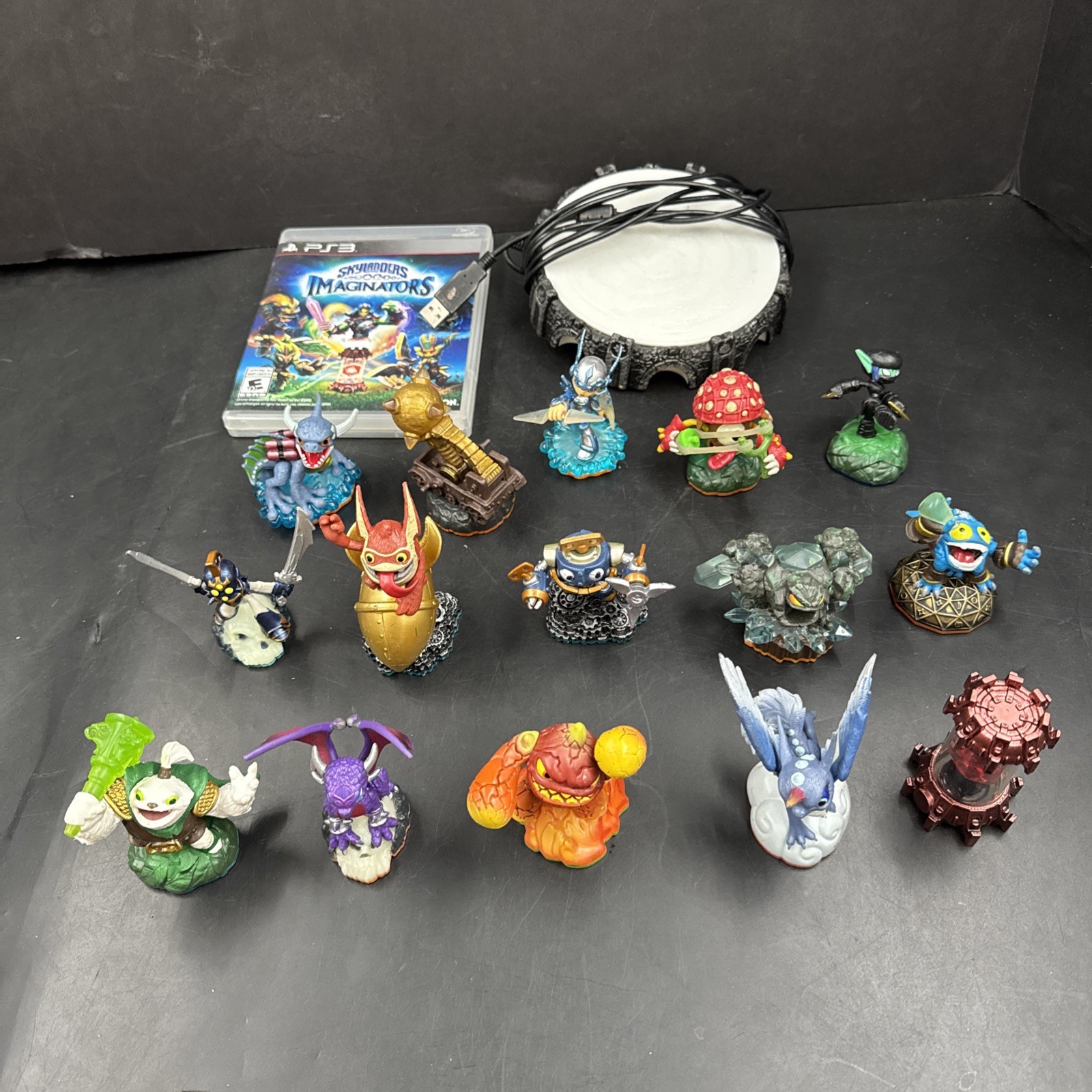 Skylanders Imaginators: Starter Pack – Playstation 3 PS3 15 Figures Portal