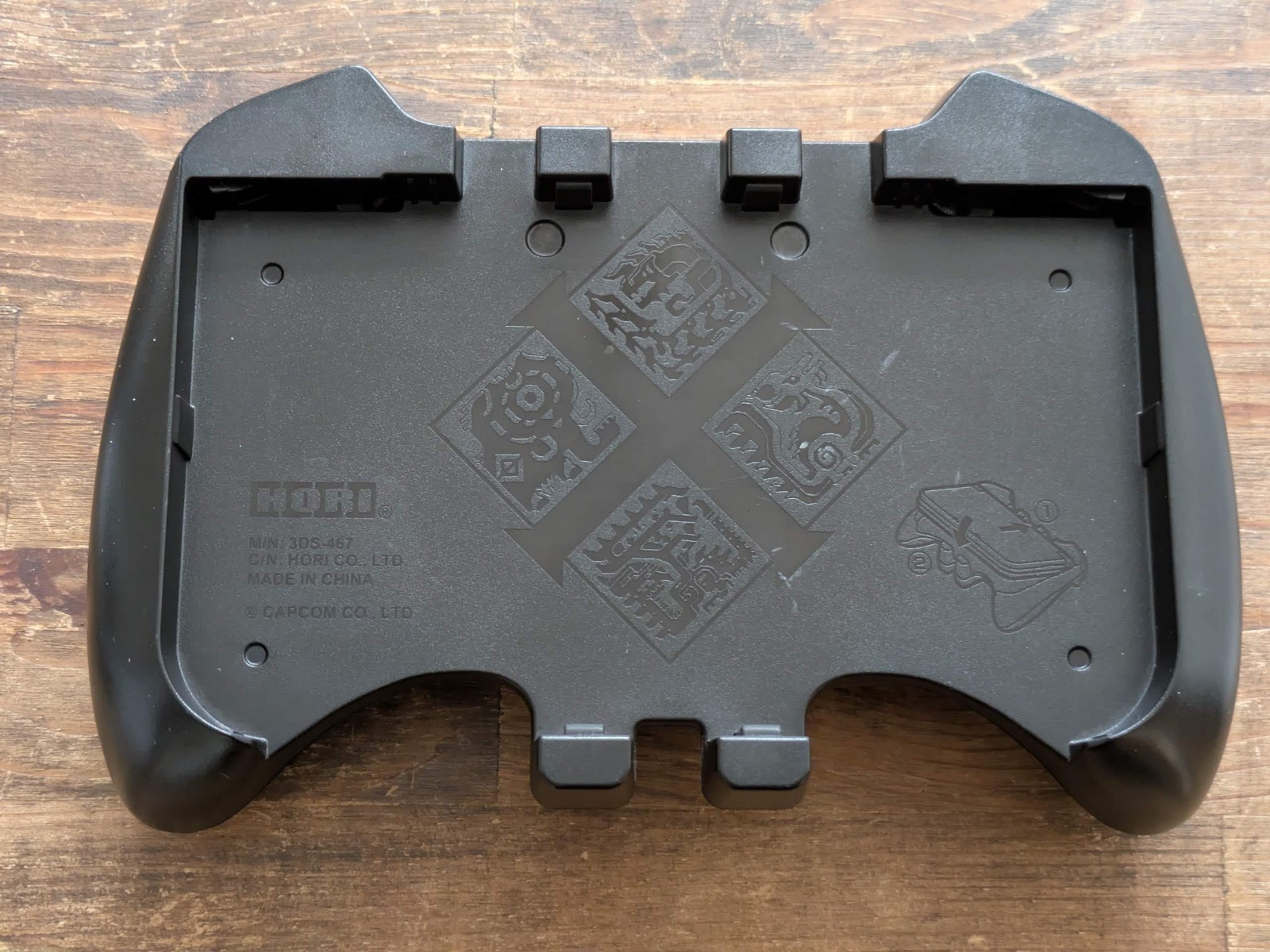 HORI Monster Hunter XX Double Cross Hunting Gear 3DS XL LL Hand Grip