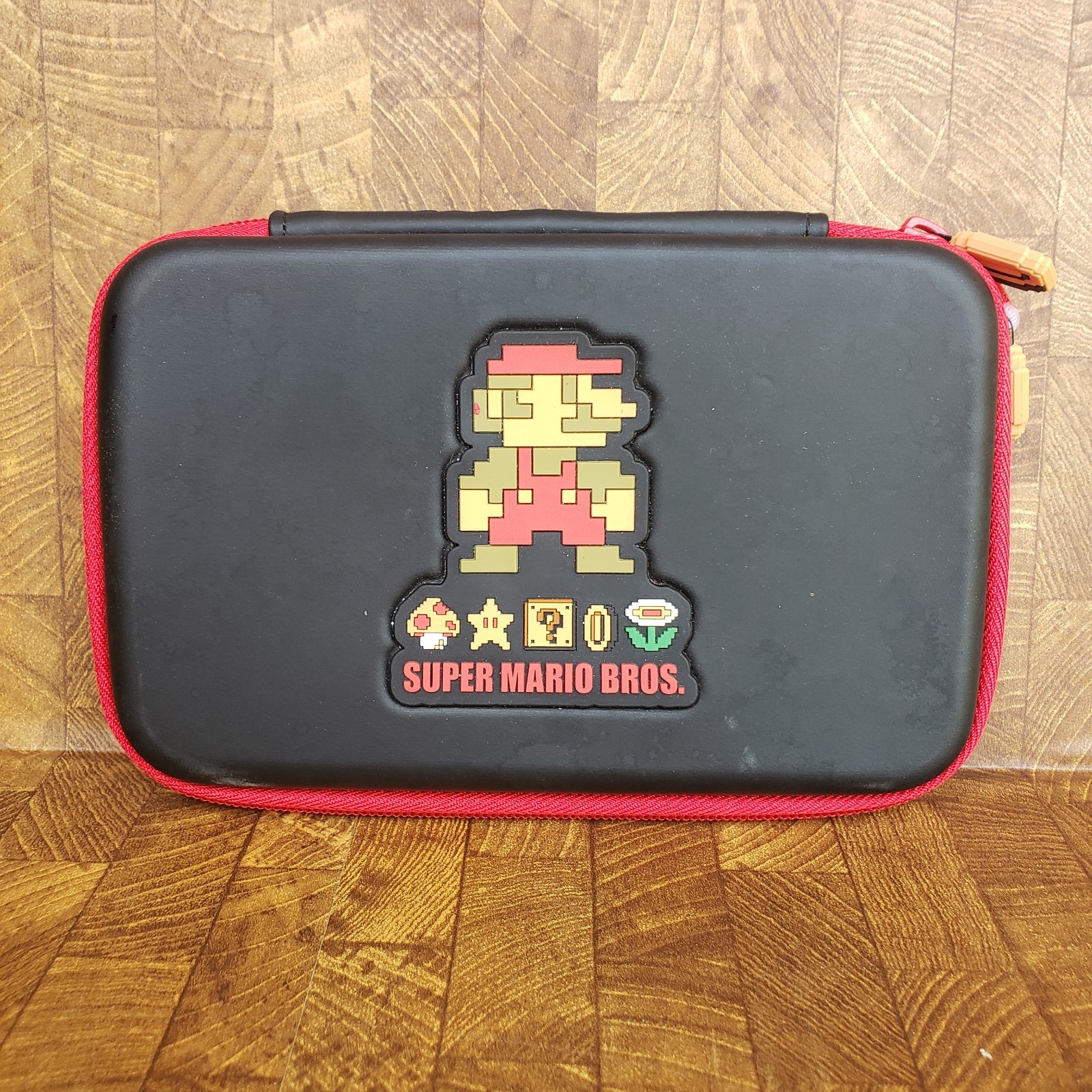 Hori Retro Super Mario Bros 8 Bit Nintendo 3DS XL Zip Travel Carry Case