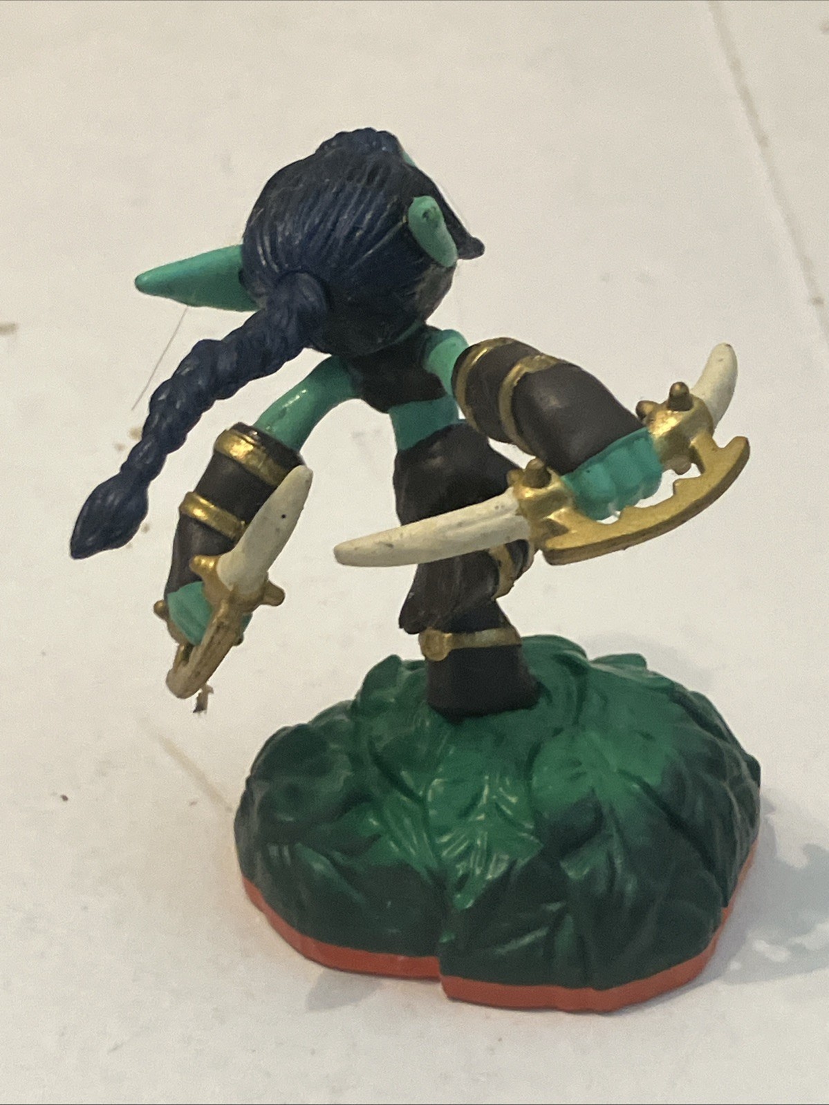 SKYLANDERS ACTION FIGURE Giants 84506888 Stealth Elf Activision