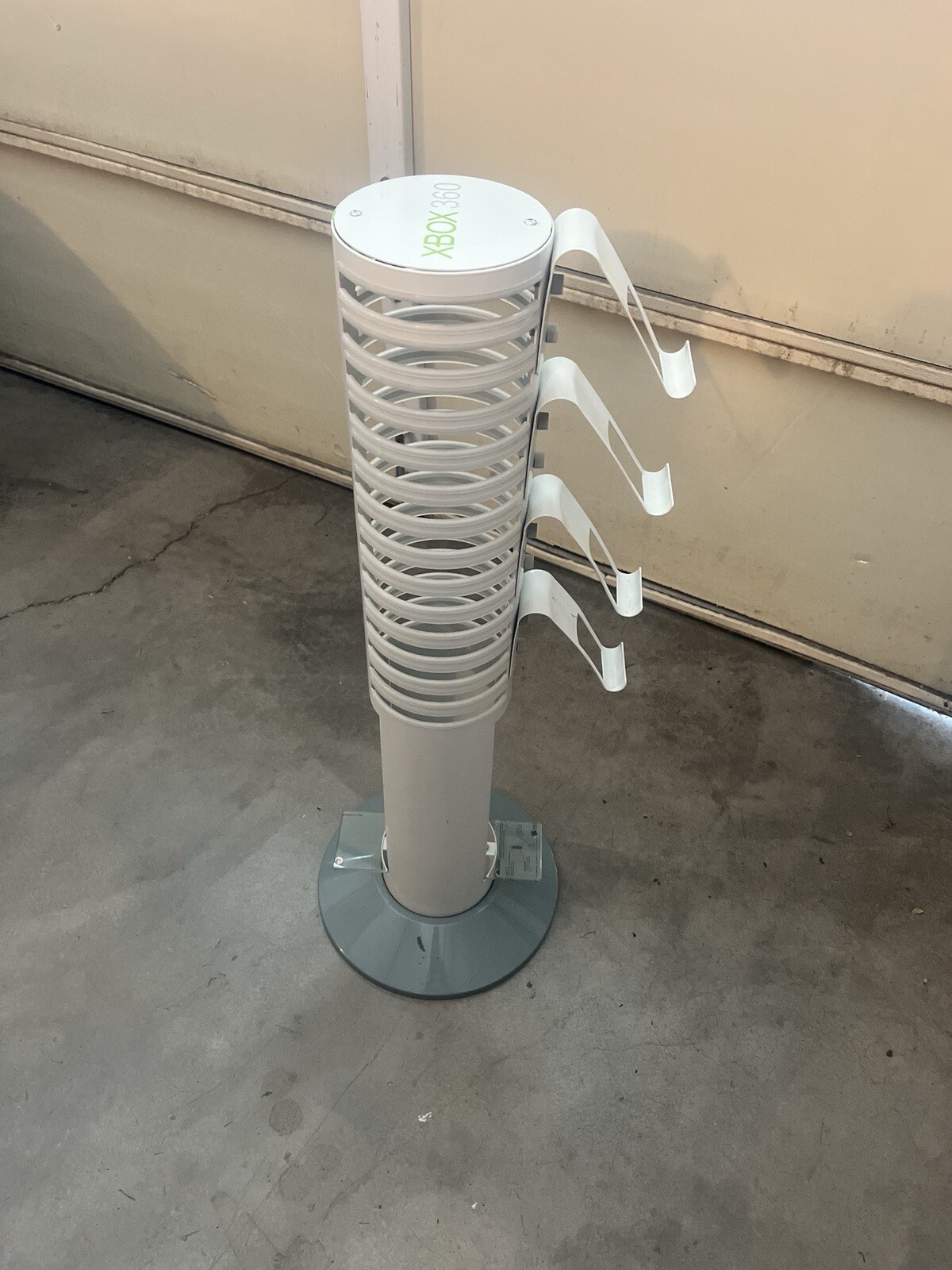 Microsoft Xbox 360 Metal 3ft Tower Storage Rack to Display Console Games Rare