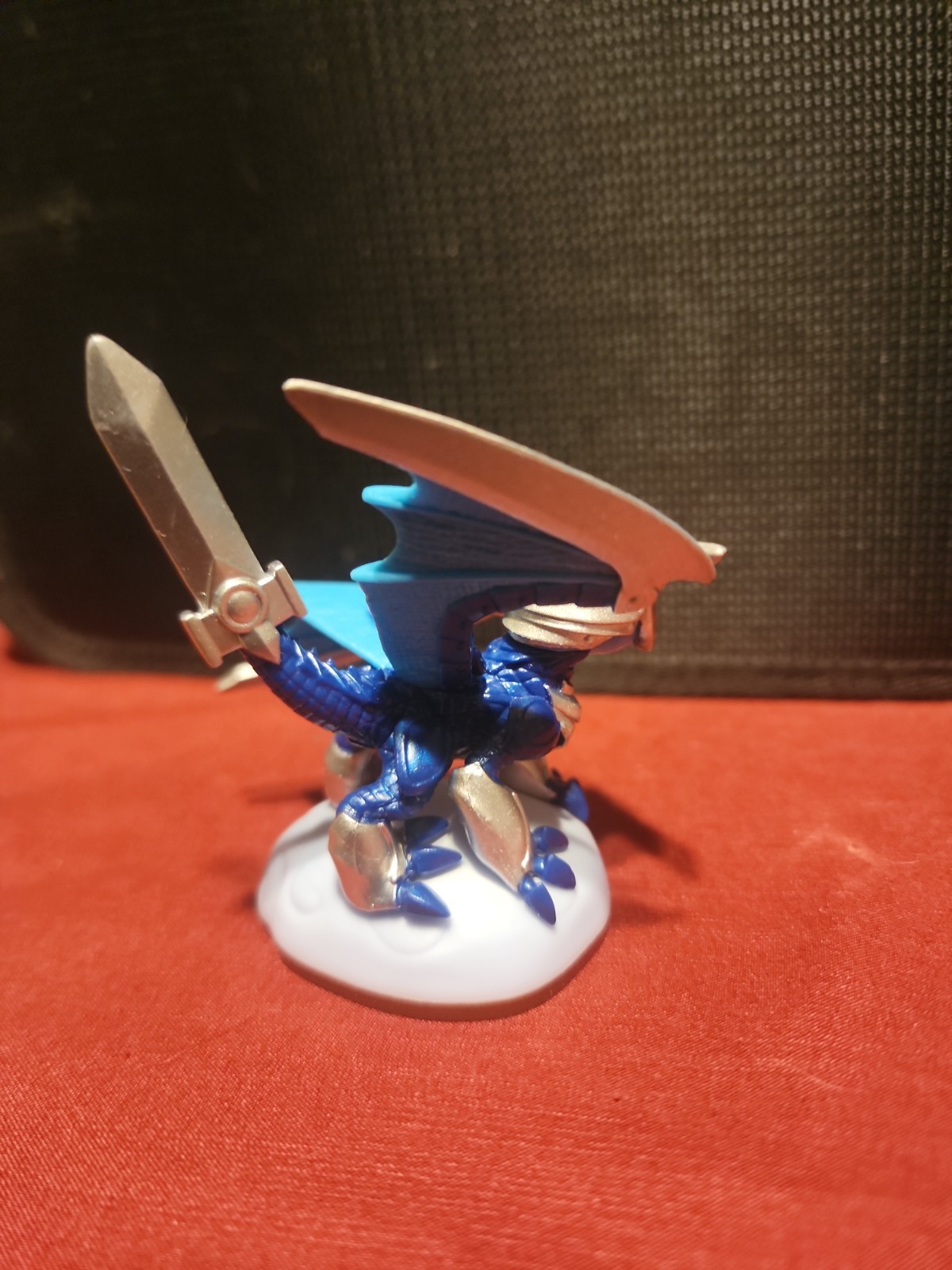 Skylanders Trap Team Blades Figure